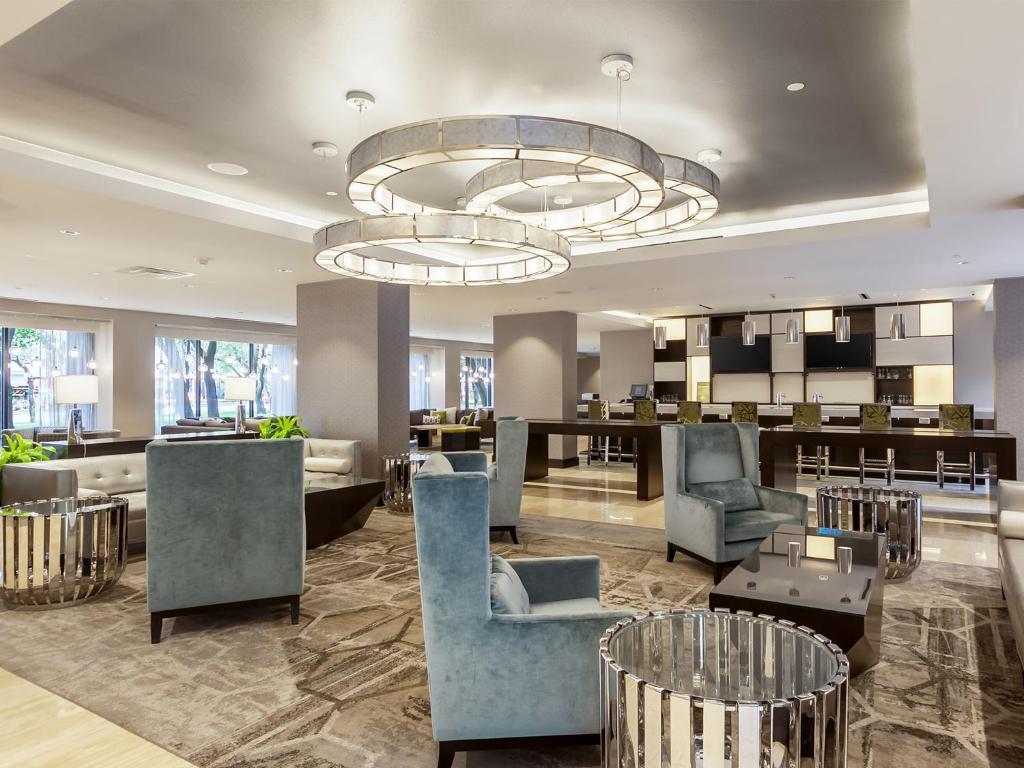 DoubleTree by Hilton Hotel & Suites Houston by the Galleria image 21